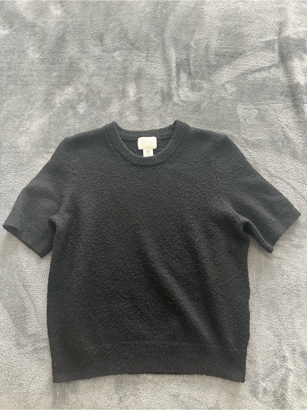 H&M Black Short-Sleeve Crewneck Sweater